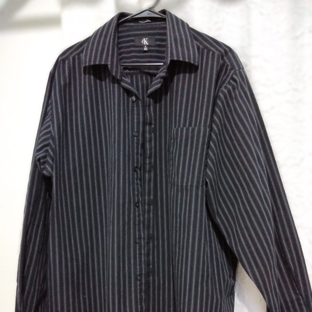 Calvin Klain Men shirt long sleeve Size XL black gray striped 100% Cotton *001